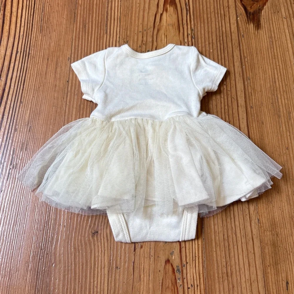 Disney Winnie the Pooh Tutu Bodysuit Dress Kids Cream Graphic‎ SIZE Newborn